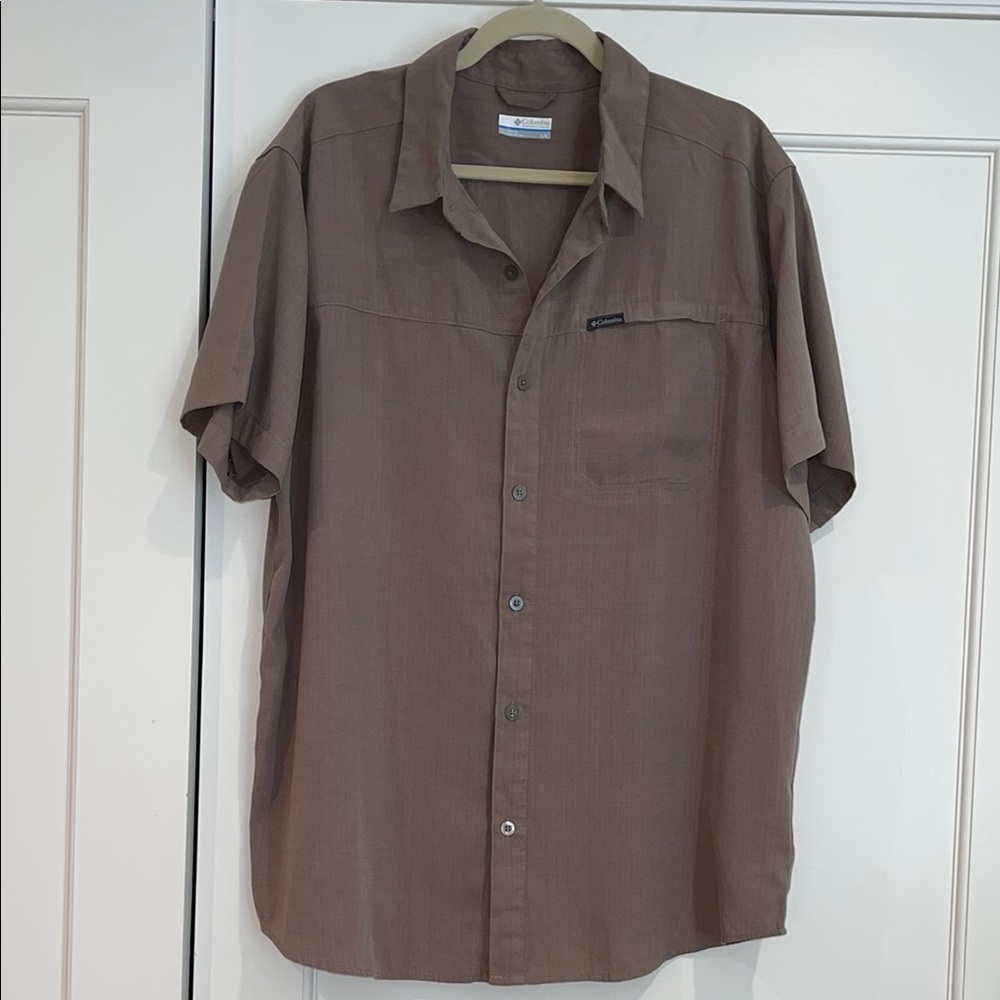 Columbia Men's Button Down Shirt Brown Large